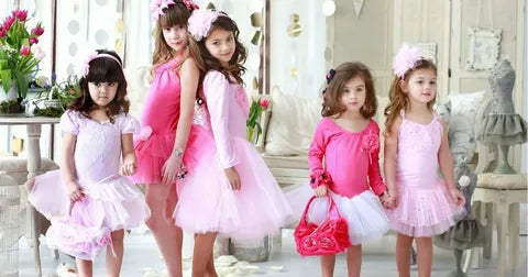 How to Mix and Match Accessories with Dresses for Girls