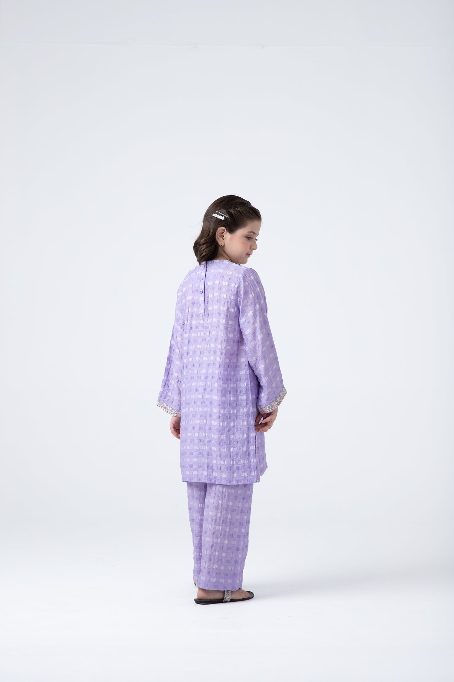 Lilac Embroidered Kurta Set - 2pc
