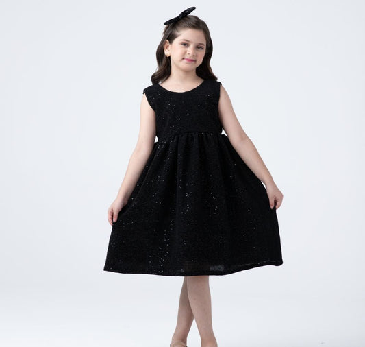 How to Mix and Match Accessories with Dresses for Girls