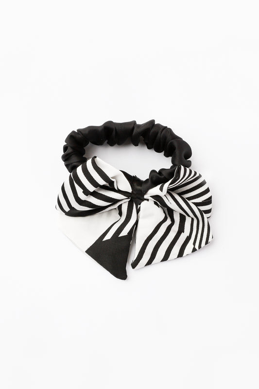 Black & White Scrunchie