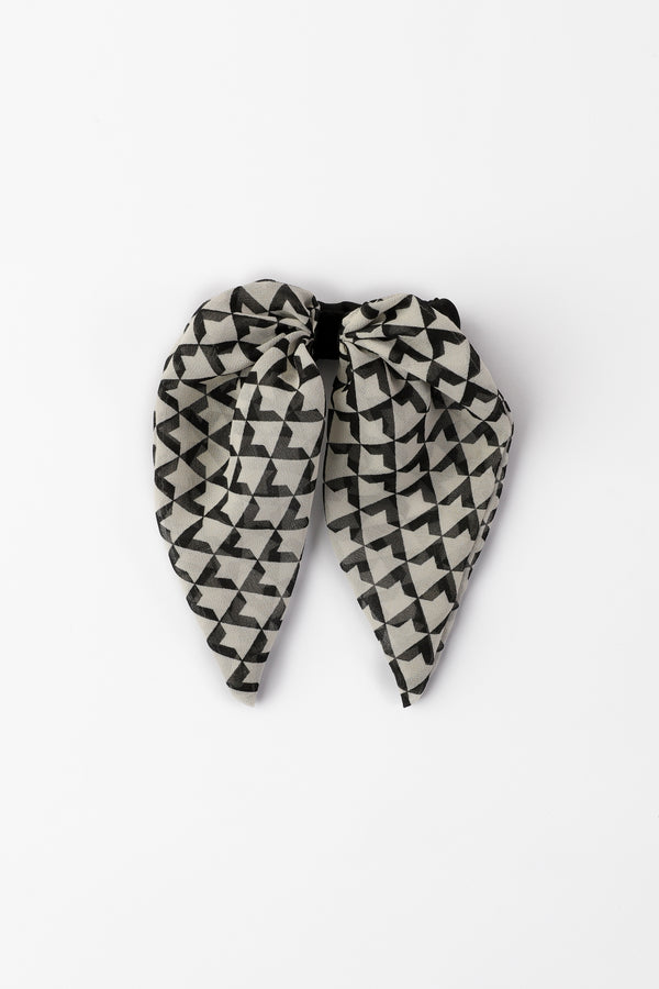 Monochrome Bow Scrunchie