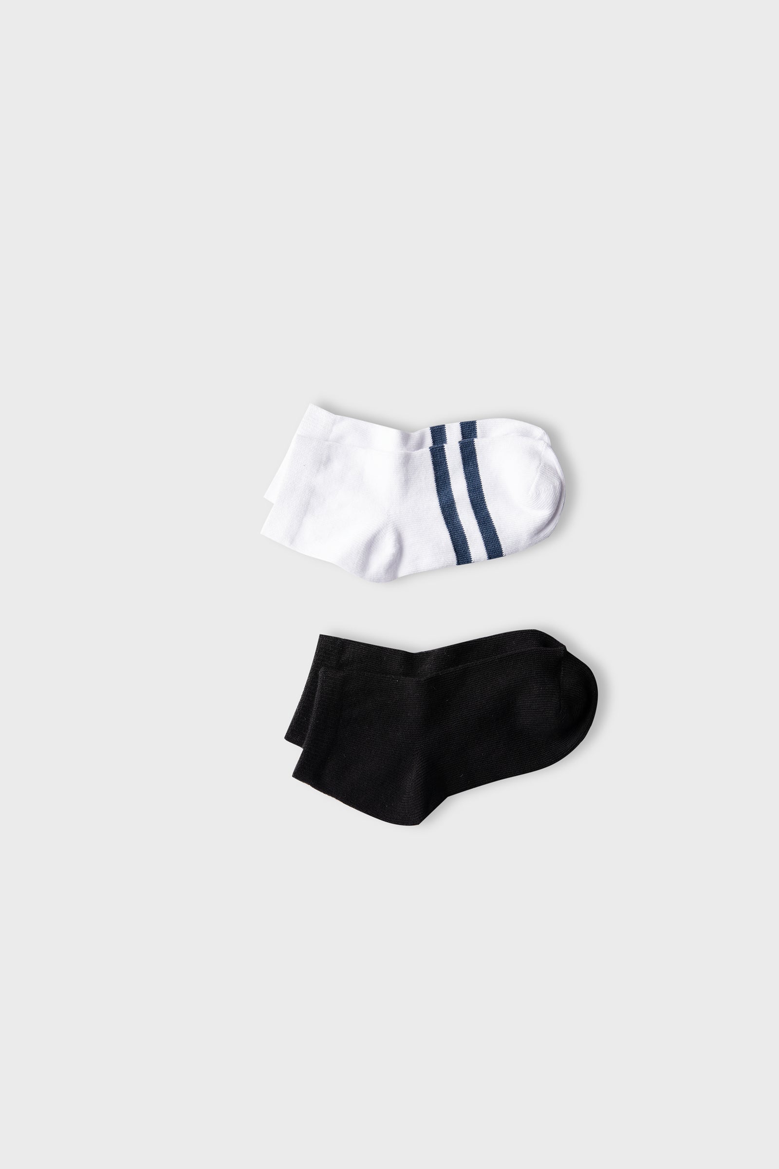 Boys Multicoloured Socks (2 Pairs)