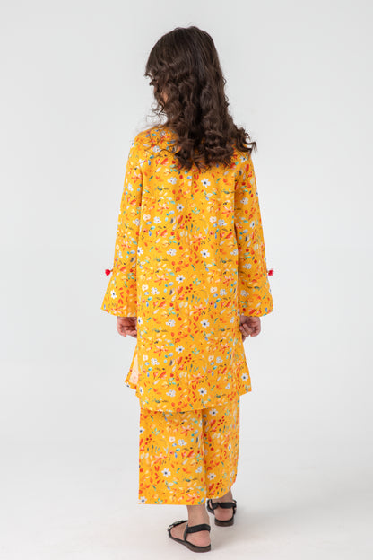 Yellow Floral Printed Kurta Set - 2pc