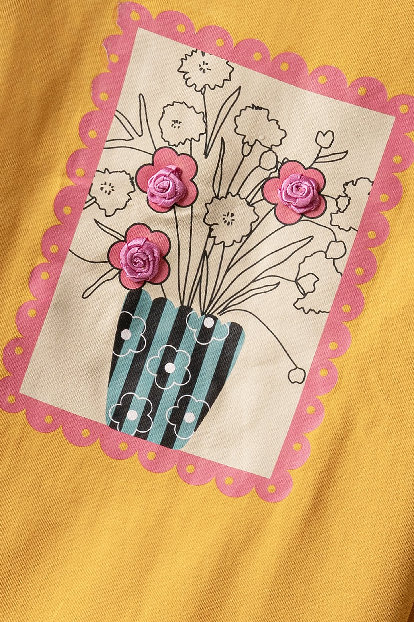 Sand Bouquet Graphic Drop Tee