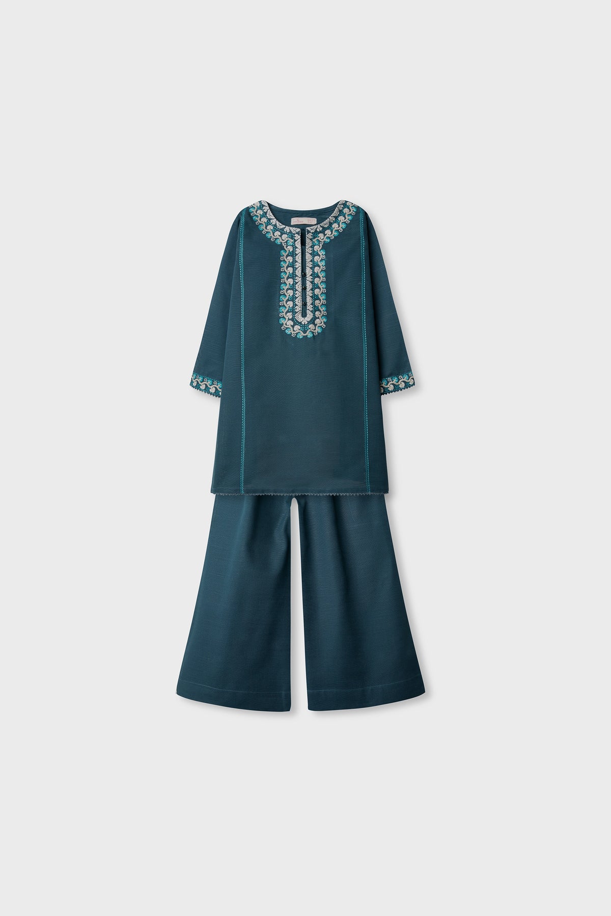 Zinc Grace Embroidered Khaddar Set - 2pc